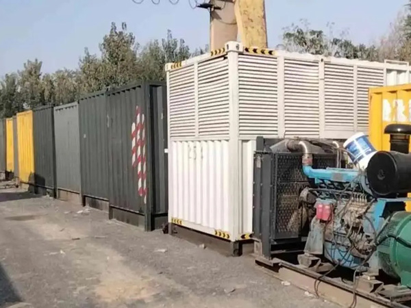 红安200KW柴油发电机机组每小时油耗是多少?